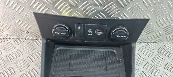 Hyundai Tucson TL Wireless charging module 84631D7AA0