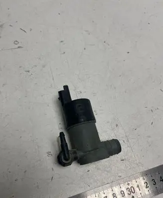 Citroen Berlingo Windscreen/windshield washer pump 9641553880
