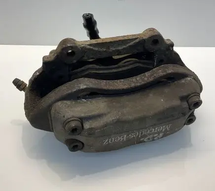 Mercedes-Benz E W211 Front brake caliper