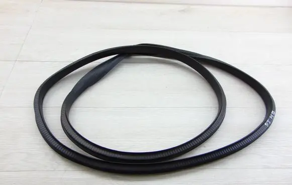 Renault Megane IV Rubber seal rear door 