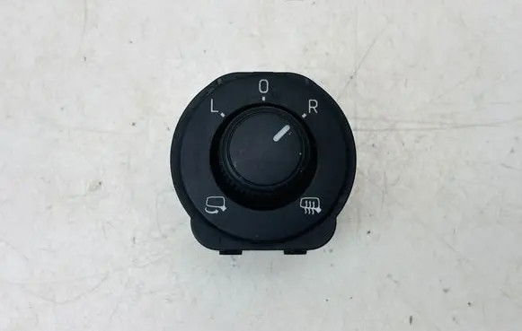 Skoda Superb B8 (3V) Wing mirror switch 3V0959565C
