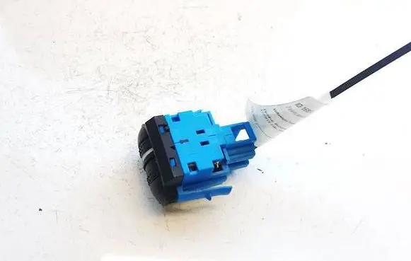Volkswagen Touareg I Headlight level height control switch 7L6941333F 7L0907383L
