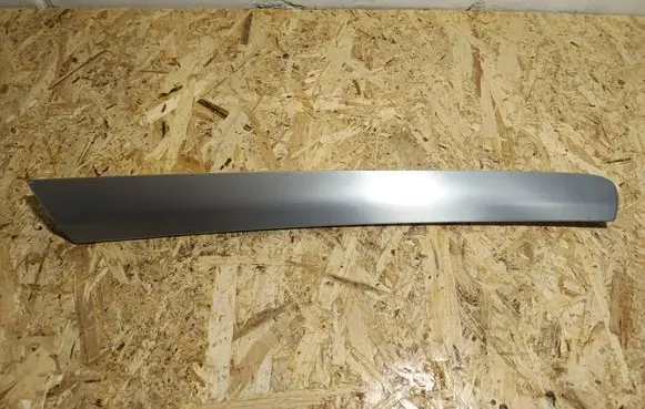 Mercedes-Benz ML W164 Front door trim bar A1647200422