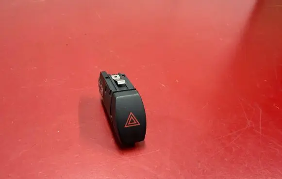 BMW X3 F25 Hazard light switch 9319001 61319319001