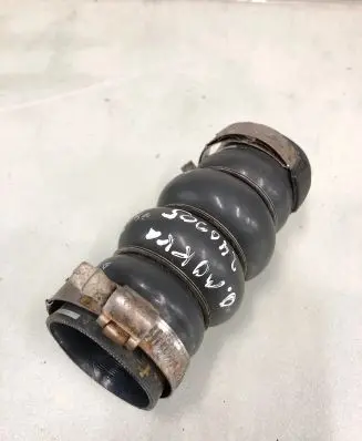 Opel Mokka B Intercooler hose/pipe 9835737580
