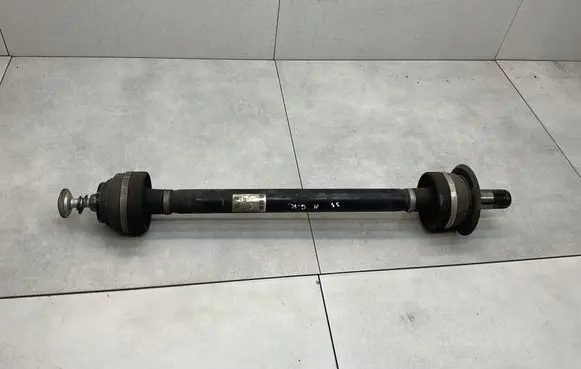 BMW X3M F97 Rear driveshaft 7847411