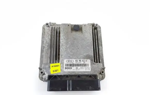 Audi A3 S3 8P Engine control unit/module 03G906016AT 0281011453 03G906016