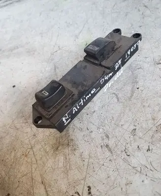 Nissan Altima Electric window control switch