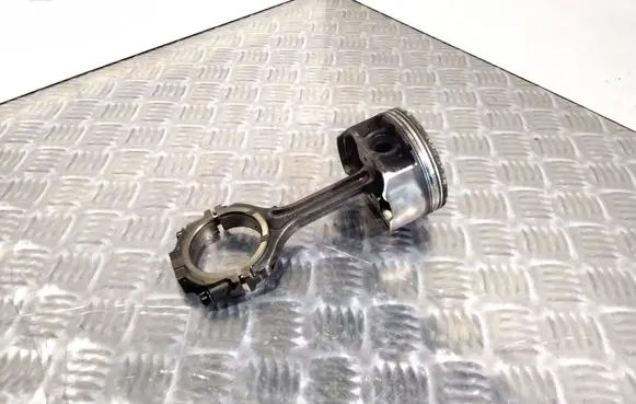 Nissan Murano Z50 Piston with connecting rod