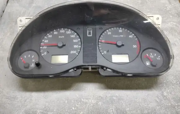 Seat Alhambra (Mk1) Speedometer (instrument cluster) 7M0919890B