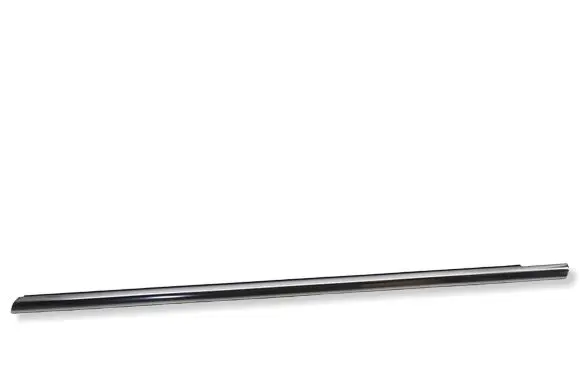 Volvo V70 Door glass trim 