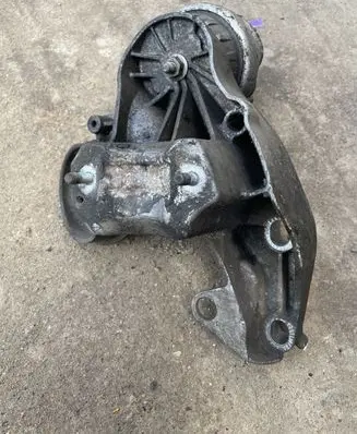 Audi A6 S6 C6 4F Engine mounting bracket