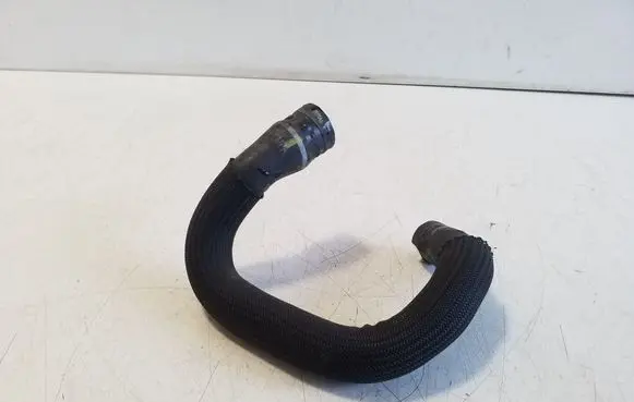 Maserati Ghibli Engine coolant pipe/hose 