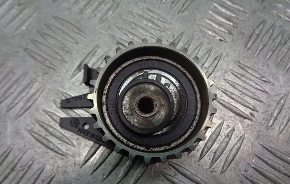 Alfa Romeo 147 Alternator belt tensioner pulley 979872
