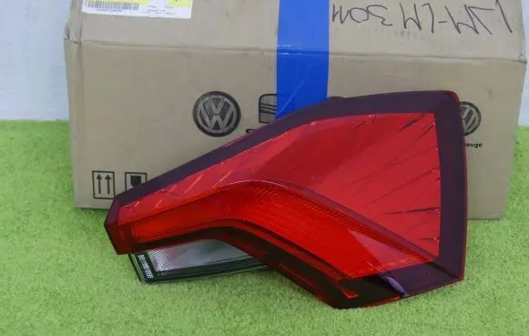 Skoda Kamiq Rear/tail lights 658945096