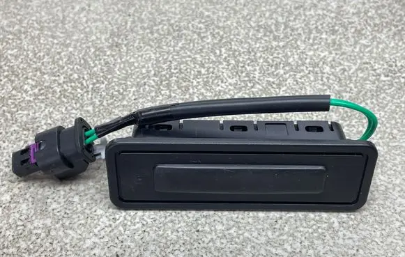 Opel Insignia A Tailgate opening switch 