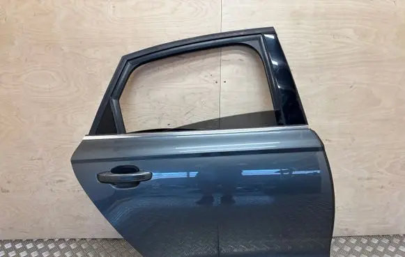 Rear door