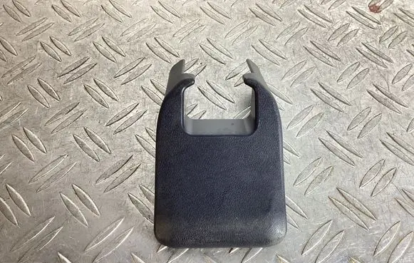 Lexus RX 450H Rear seat rail trim cover 7215748130