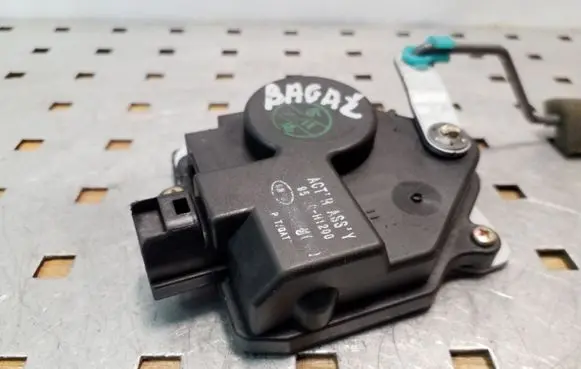 Hyundai Terracan Tailgate boot lock/latch motor 