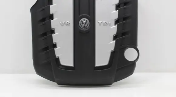 Volkswagen Touareg II Engine cover (trim) 057103925H