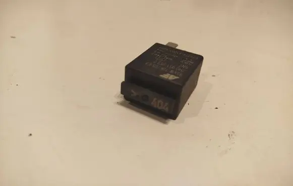 Audi A4 S4 B8 8K Other relay 95VW10K705EA 7M0951253C V23374A100100Z
