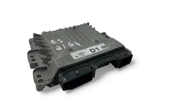 Nissan Qashqai Engine control unit/module ECU 237104EA0B S180193103A