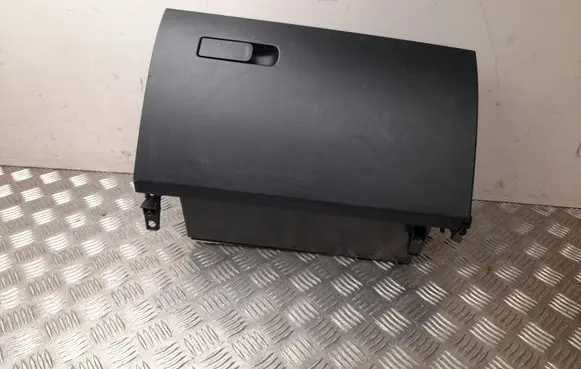 Mercedes-Benz CLA C118 X118 Glove box set A1776801200