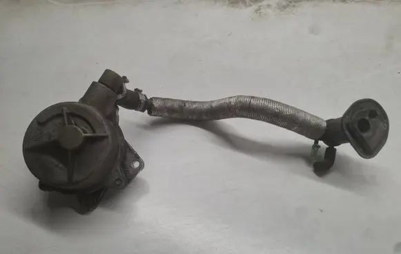 Vacuum pump