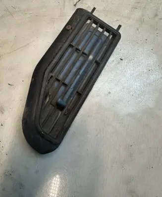 Volkswagen Transporter - Caravelle T3 Rear air vent grill 251837898