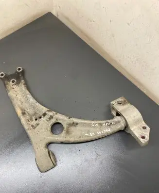 Volkswagen PASSAT B6 Front lower control arm/wishbone