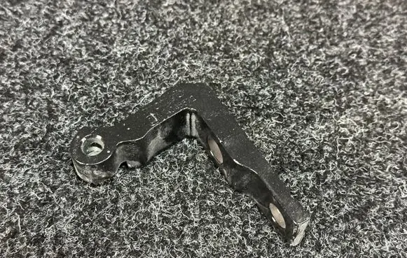 Volvo XC90 Front door lower hinge 31424607