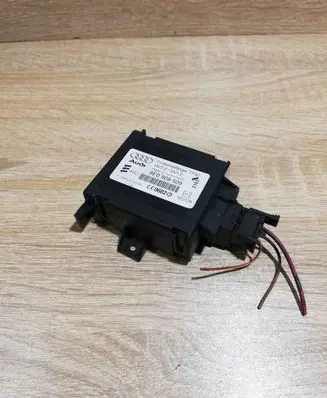 Audi A4 S4 B7 8E 8H Auxiliary heating control unit/module 8E0909509