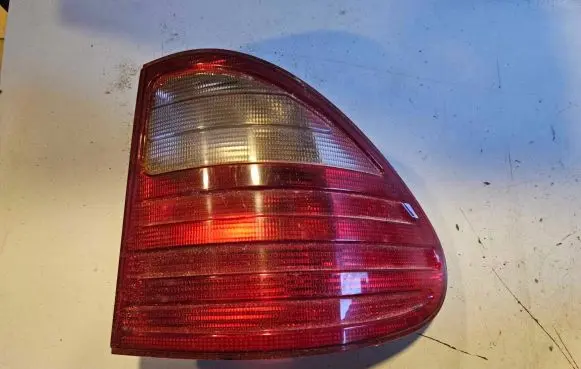 Mercedes-Benz E W210 Rear/tail lights A2108204864
