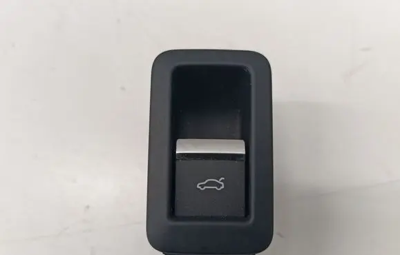Audi Q5 SQ5 Tailgate opening switch 4M0959831A