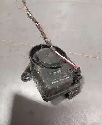 Alarm system siren