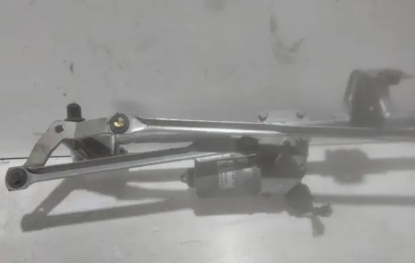 Opel Zafira B Wiper motor 404976