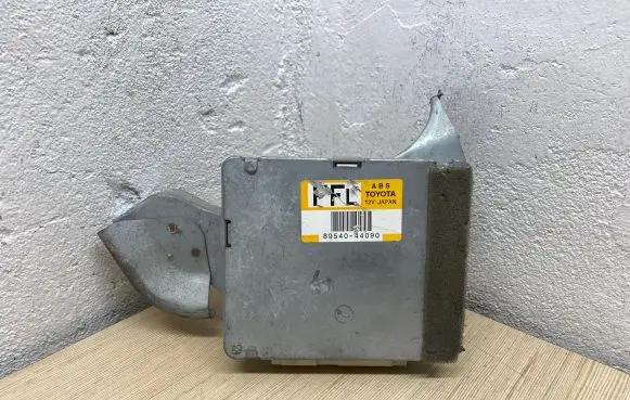 Toyota Picnic ABS control unit/module 8954044090