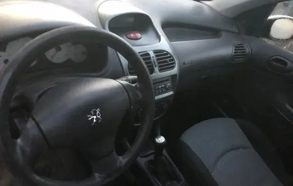 Peugeot 206 Dashboard