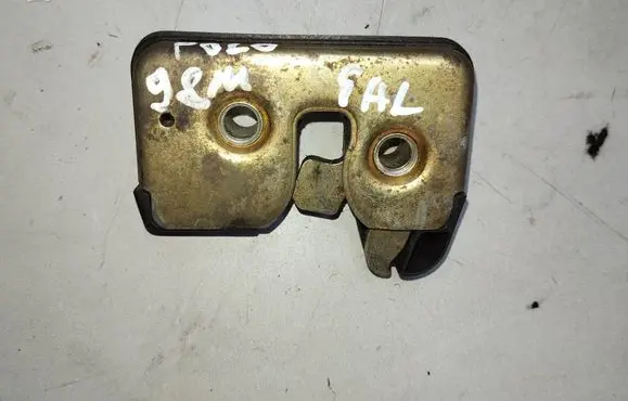 Volkswagen Polo III 6N 6N2 6NF Tailgate/trunk/boot lock/catch/latch 1H6827505B 1H0827505A