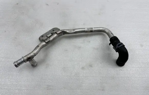 Audi A8 S8 D4 4H Engine coolant pipe/hose 4H0121399H 4H0121399