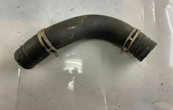 Volvo V40 Intercooler hose/pipe