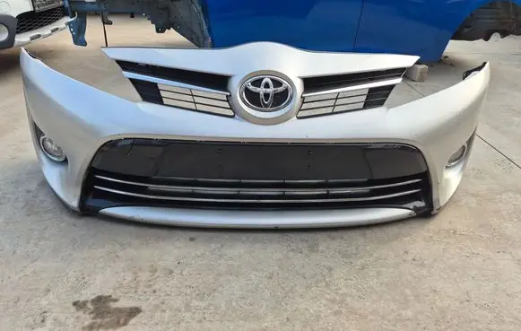 Toyota Verso-S Front bumper 