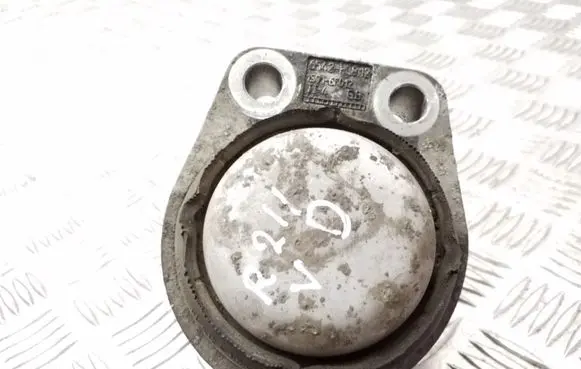 Ford Mondeo Mk III Engine mount bracket 1S716F012