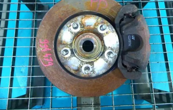 Mitsubishi Lancer VIII Front wheel hub spindle knuckle IMPRK994479