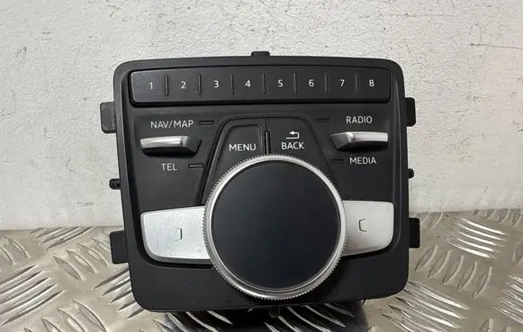 Multifunctional control switch/knob