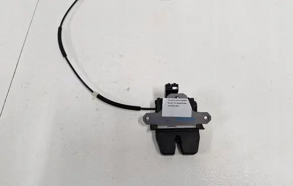 Volvo S80 Tailgate lock latch 30799476