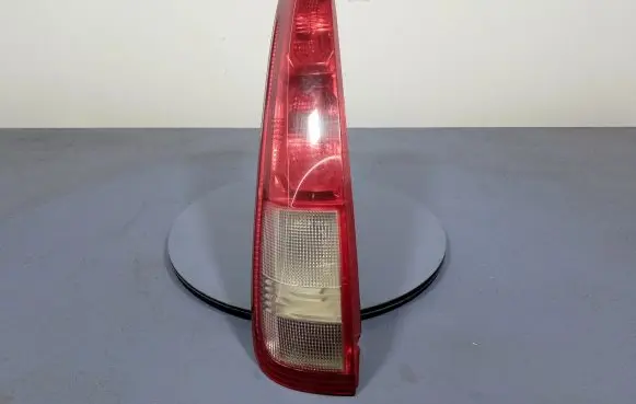 Nissan X-Trail T30 Rear/tail lights ICHIKOH4913