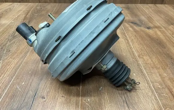 Mercedes-Benz SL AMG R129 Brake booster A0044304230 0044304230