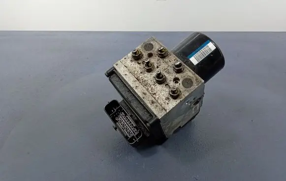 Volkswagen PASSAT B6 ABS Pump 3C0614095T