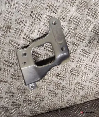 Tesla Model 3 Fender mounting bracket 108601600d